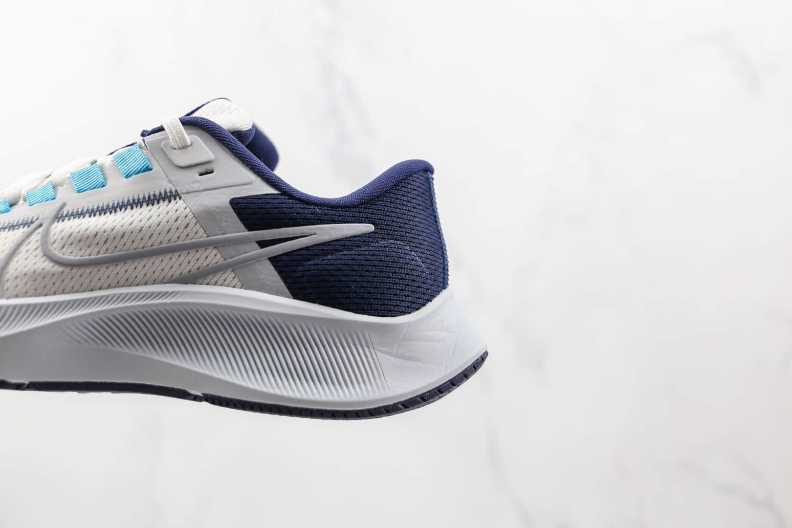 耐克Nike Air Zoom Pegasus 38纯原版本登月38代白深蓝色针织透气慢跑鞋原楦头纸板打造 货号:CW7356-101