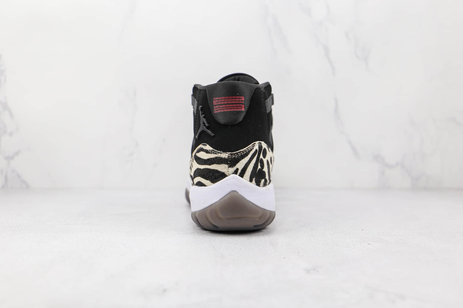 乔丹Air Jordan 11 Animal纯原版本高帮AJ11黑色斑马豹动物皮毛图案篮球鞋内置碳板气垫 货号:AR0715-010