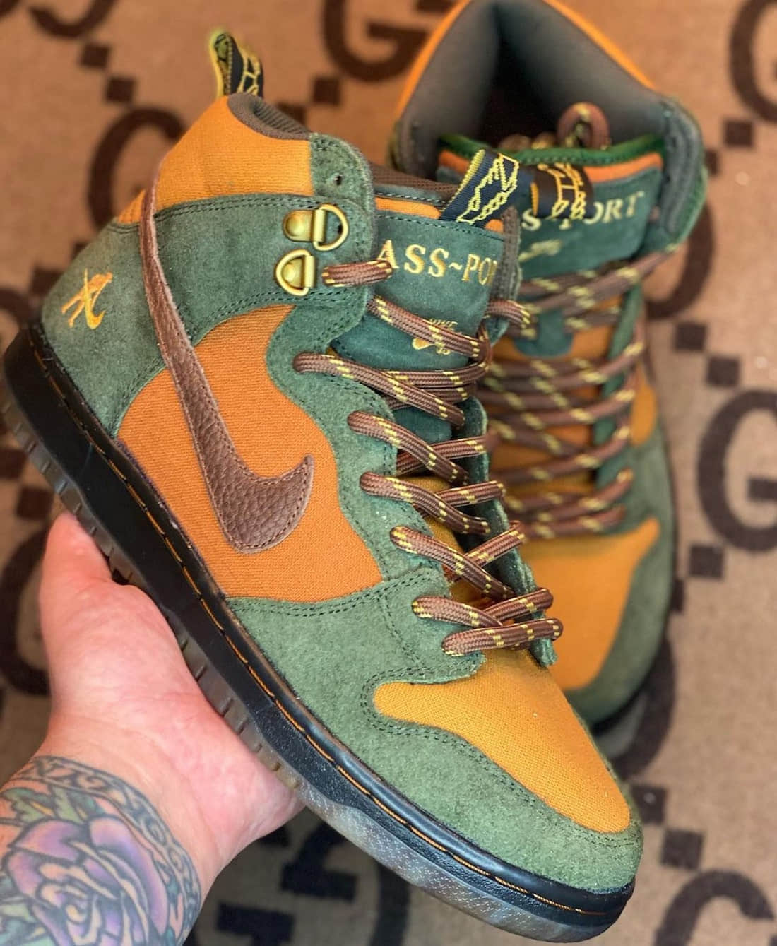 户外登山靴造型!全新Pass~Port x Nike SB Dunk Hi实物曝光! 货号:DO6119-300