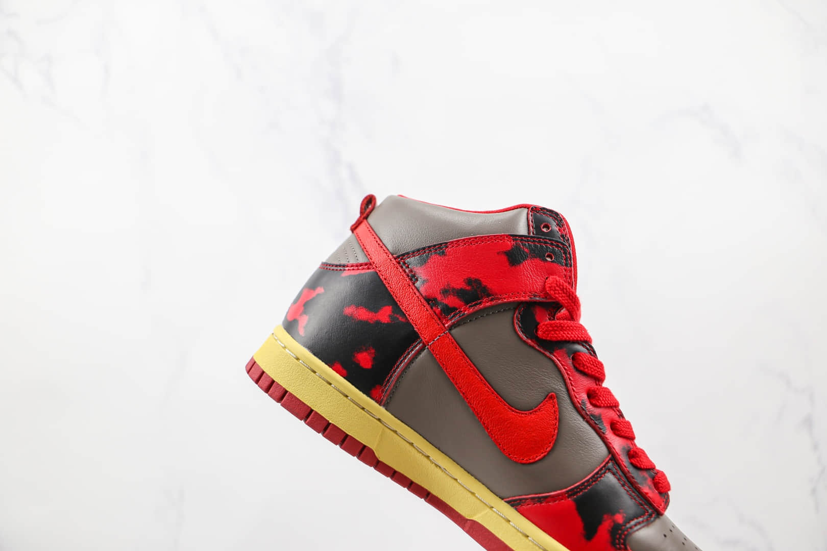 耐克Nike Dunk High 1985纯原版本高帮DUNK黑红色酸洗扎染柠檬滴板鞋原楦头纸板打造 货号:DD9404-600