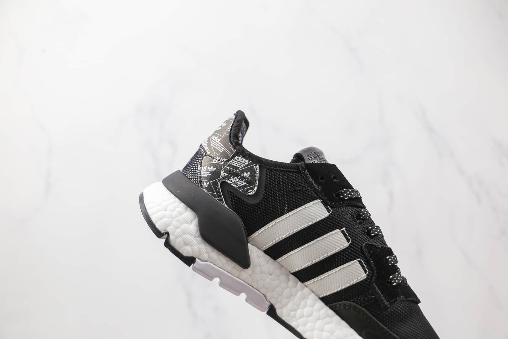 阿迪达斯Adidas Nite Jogger 2021 Boost纯原版本夜行者一代三叶草黑白色爆米花跑鞋原盒原标 货号:FW6689