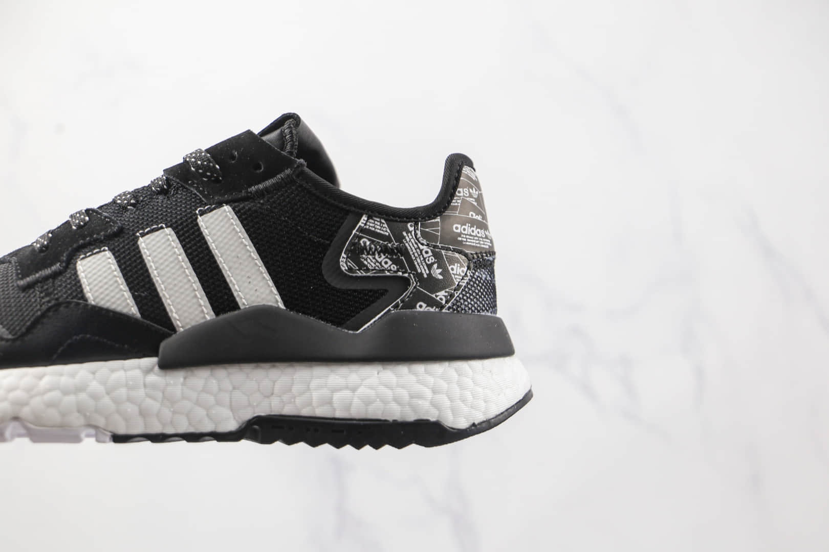 阿迪达斯Adidas Nite Jogger 2021 Boost纯原版本夜行者一代三叶草黑白色爆米花跑鞋原盒原标 货号:FW6689