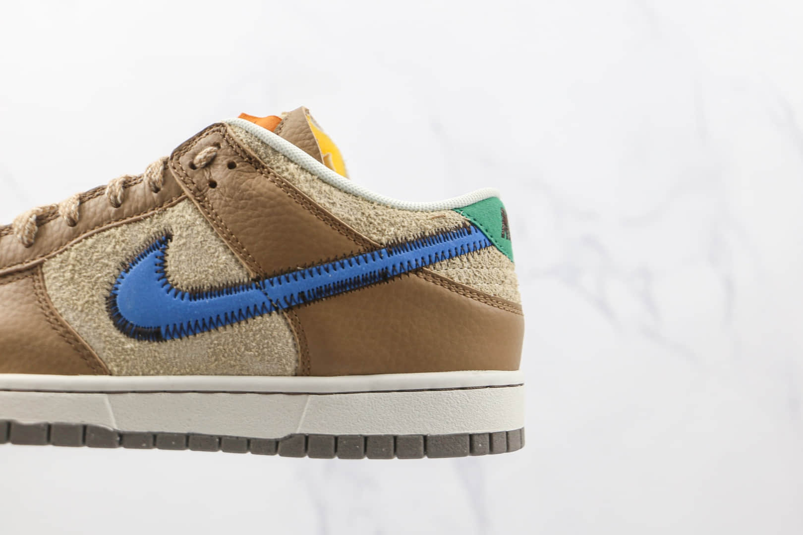 耐克Nike SB Zoom Dunk Low纯原版本低帮SB DUNK毛绒小熊棕色蓝勾板鞋内置气垫 货号:DO6712-200