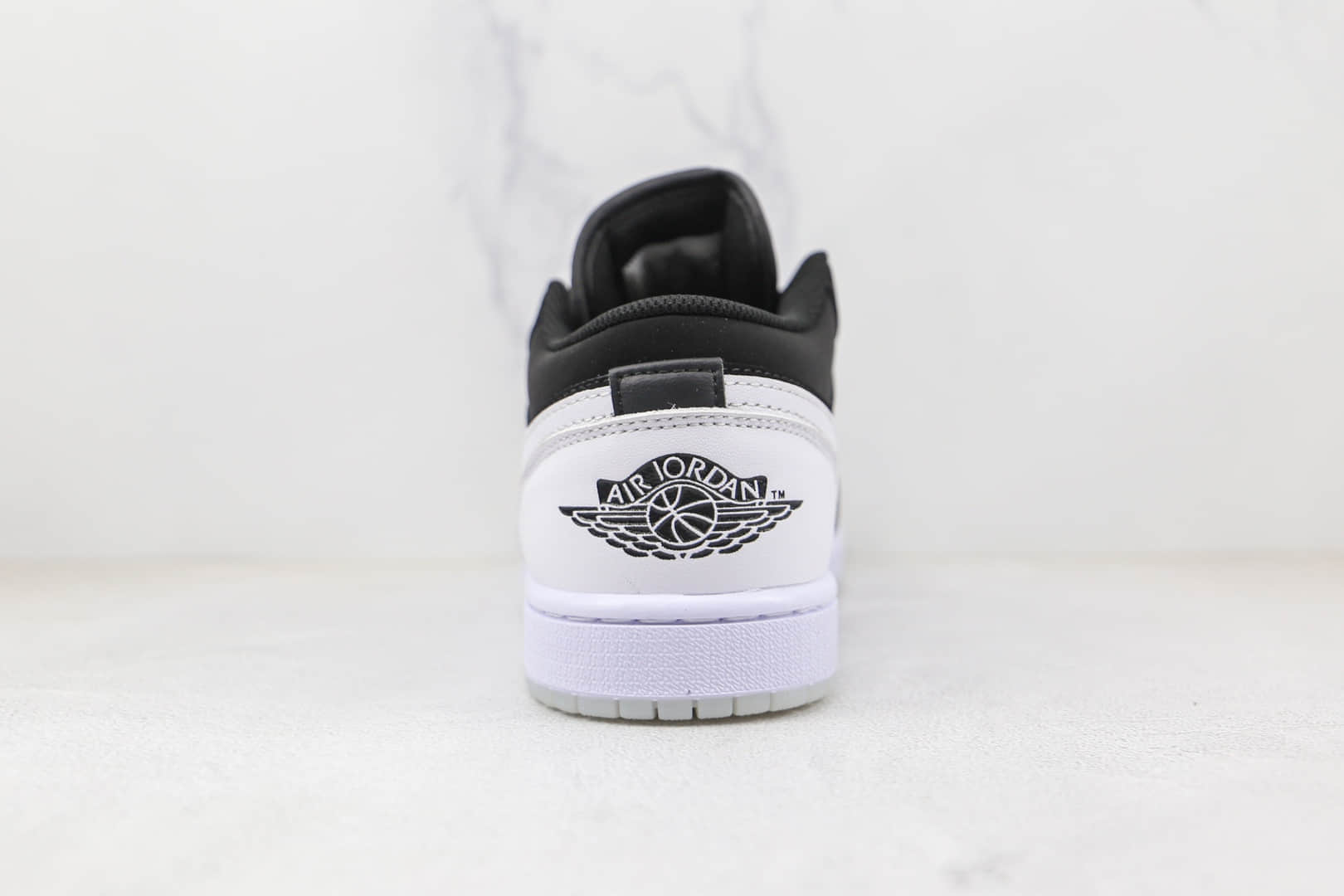 乔丹Air Jordan 1 Low纯原版本低帮AJ1黑白色板鞋原楦头纸板打造 货号:DH6931-001