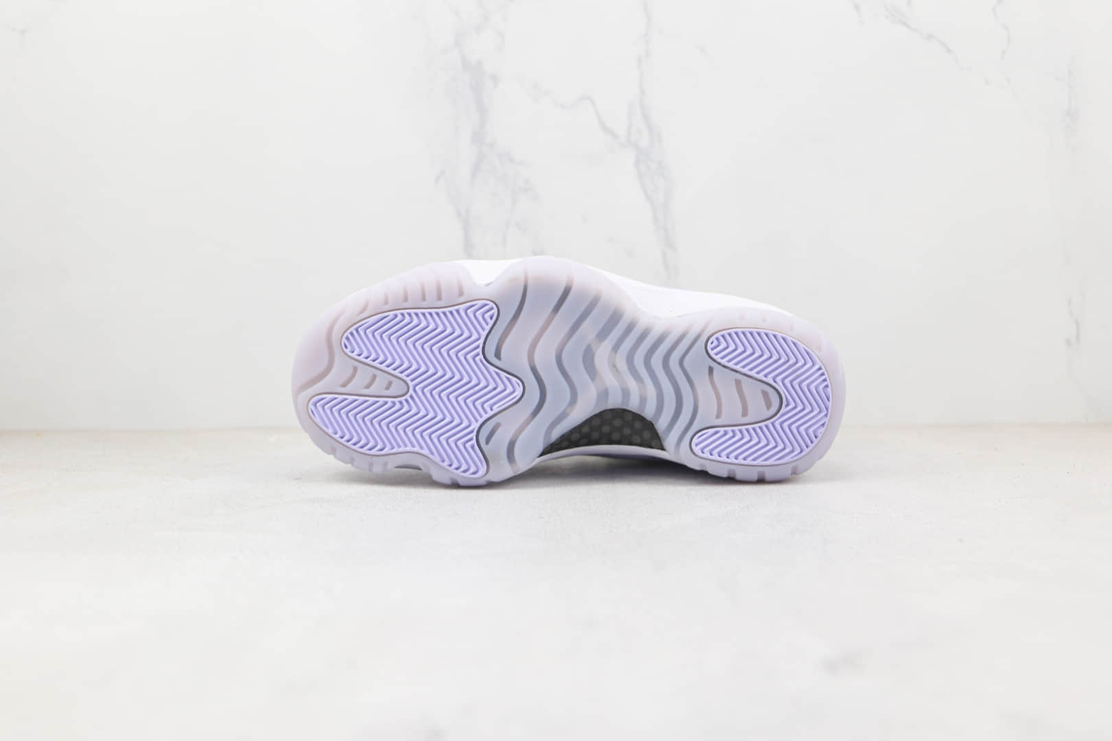 乔丹Air Jordan 11 Retro Low Pure Violet纯原版本低帮AJ11白紫色篮球鞋内置碳板支持实战 货号：AH7860-101