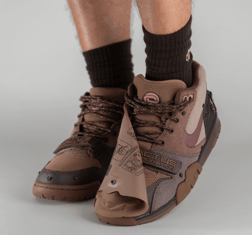TS x Nike Air Trainer 1上脚图曝光！发售有点难... 货号：DR7515-200