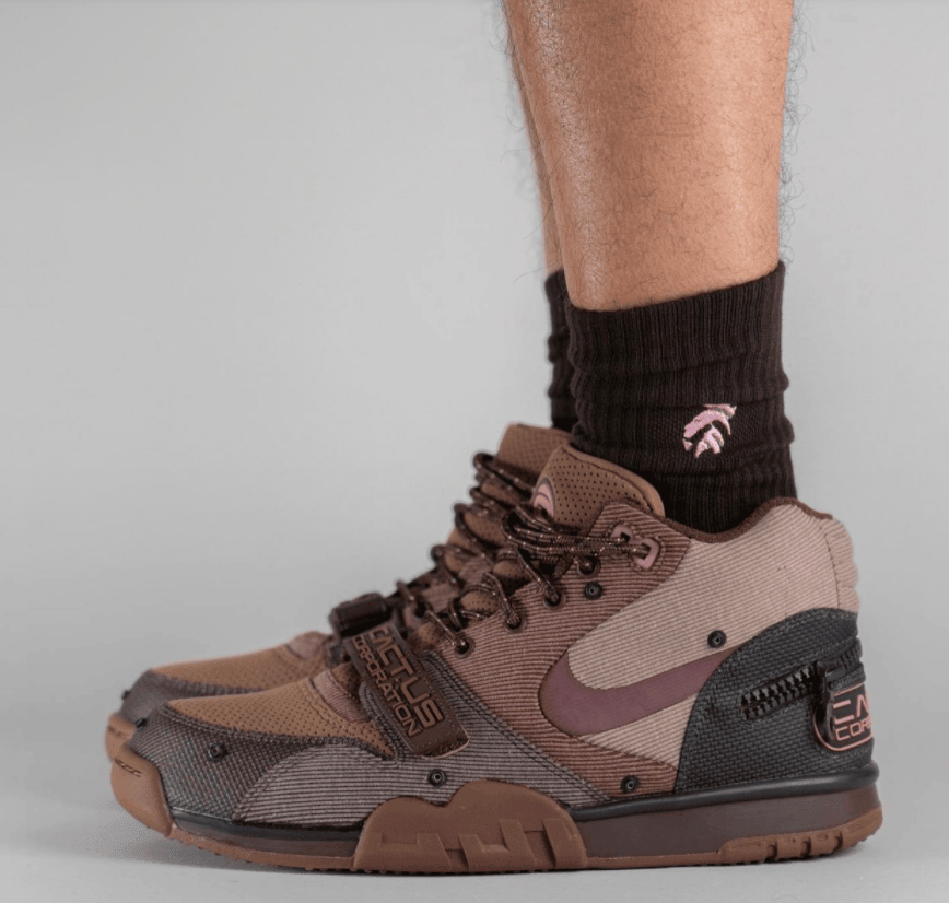 TS x Nike Air Trainer 1上脚图曝光！发售有点难… (ID:80545) - 图片1