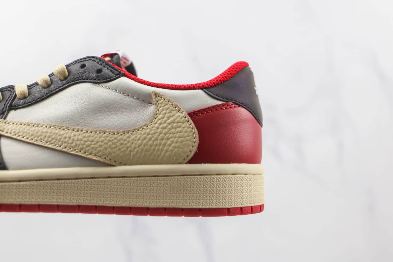 乔丹Air Jordan 1 Low x Travis Scott联名款纯原版本倒勾AJ1黑红板鞋原档案数据开发 货号:DM7866-140