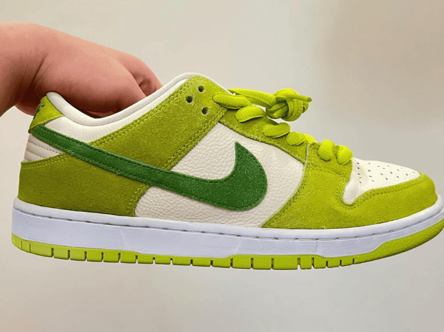 水果系列又来了！全新Nike SB Dunk“青苹果”实物细节图曝光！ (ID:81361) - 图片1