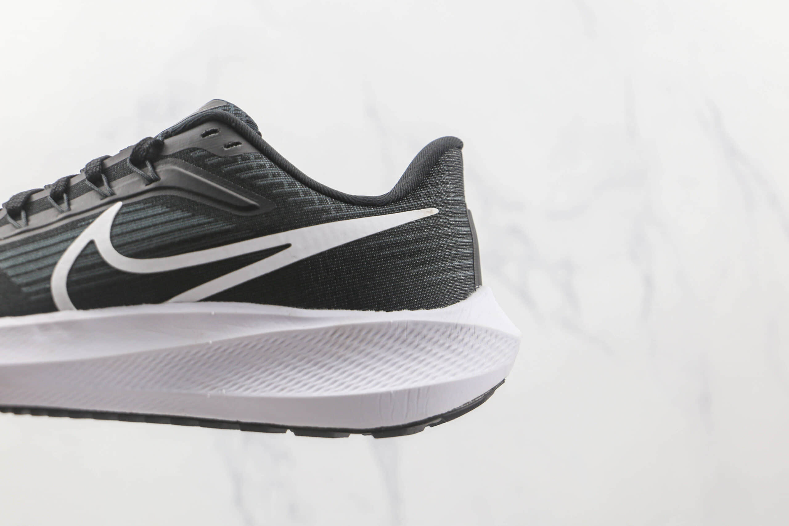 耐克Nike Air Zoom Pegasus 39纯原版本登月39代黑白色针织透气慢跑鞋原楦头纸板打造 货号:DH4072-001