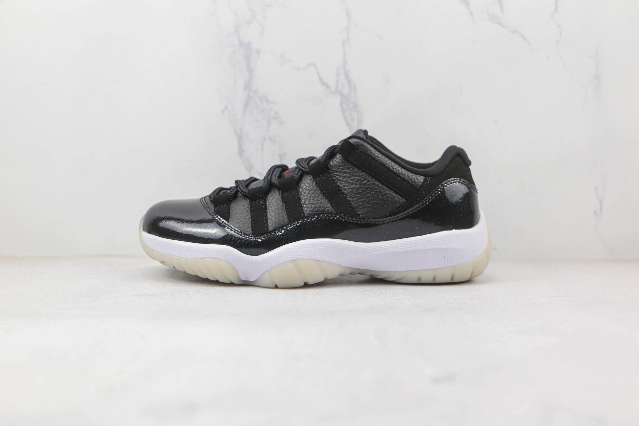 乔丹Air Jordan AJ11 Low纯原版本低帮AJ11 72-10大魔王篮球鞋内置气垫碳板支持实战 (ID:81641) - 图片1