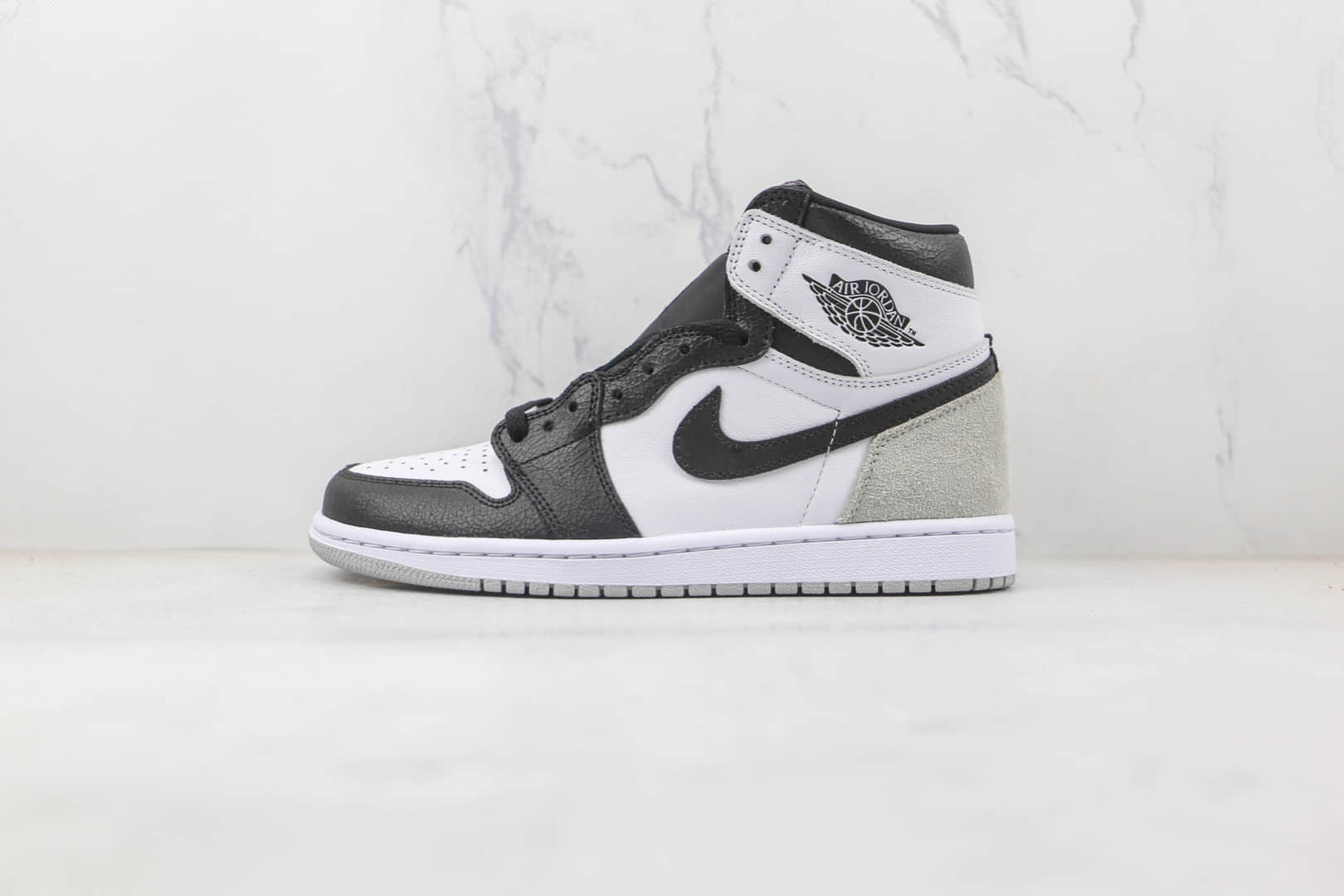 乔丹Air Jordan 1 high纯原版本高帮AJ1白灰色板鞋原楦头纸板打造原盒原标 货号:555065-108
