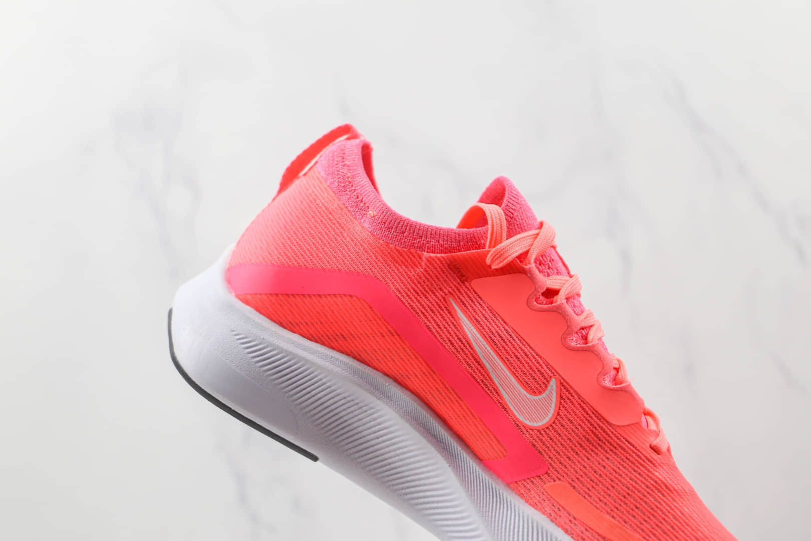 耐克Nike Zoom Fly 4 PG纯原版本粉红色Fly4碳板跑步鞋原楦头纸板打造 货号:CT2401-600