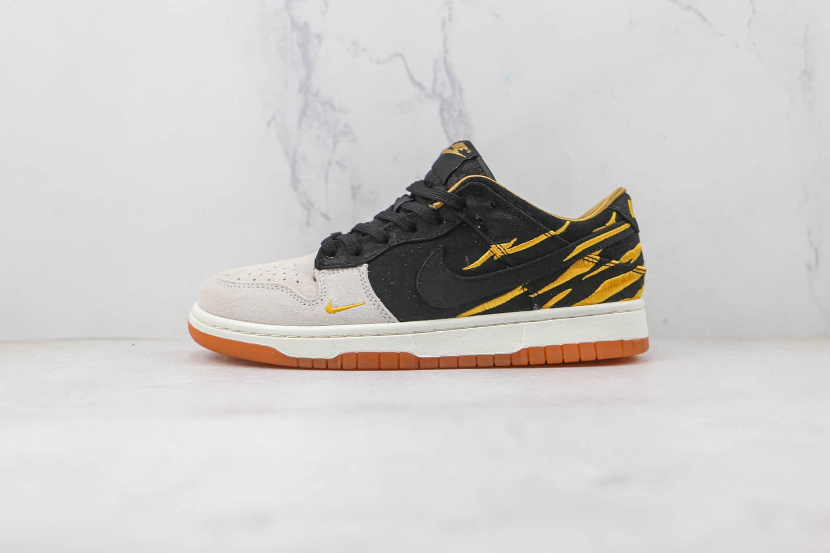 耐克NIKE Dunk SB Low God of Wealth纯原版本低帮SB DUNK黑黄色财神配色板鞋原楦头纸板打造 货号:DQ5351-001