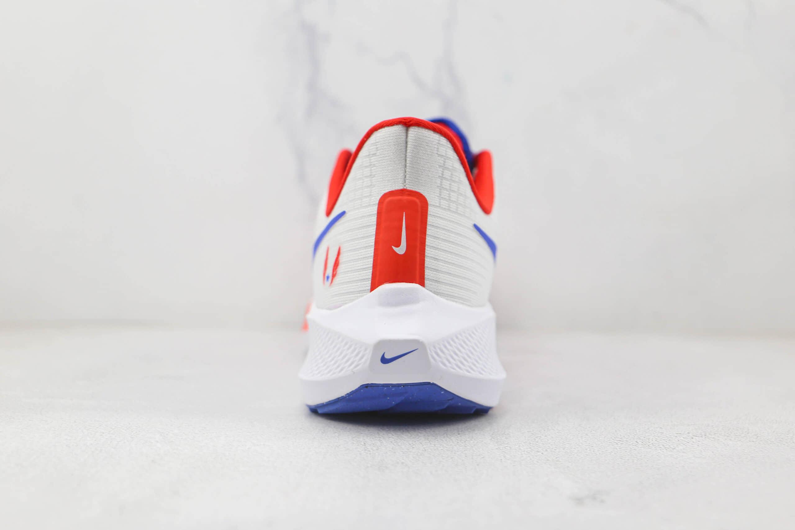 耐克Nike Air Zoom Pegasus纯原版本登月39代白蓝红色针织慢跑鞋原楦头纸板打造 货号:DQ7885-100