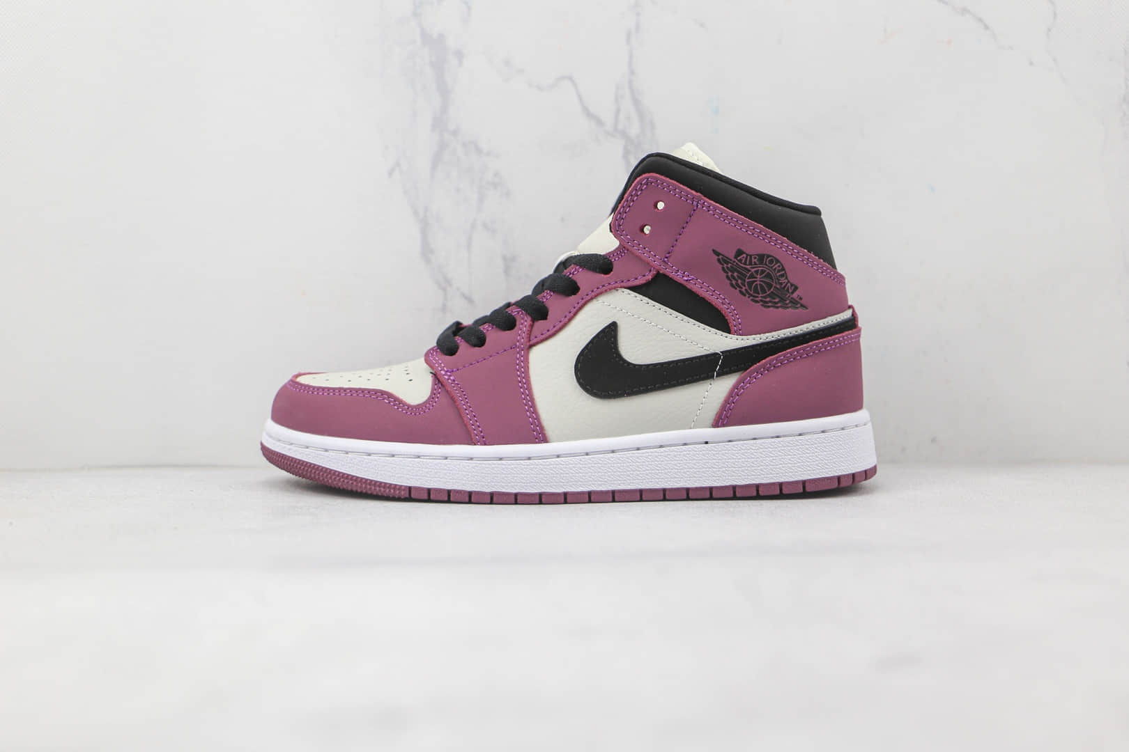 乔丹Air Jordan 1 Mid纯原版本中帮AJ1白酒红色篮球鞋原楦头纸板打造原盒原标 (ID:82055) - 图片1
