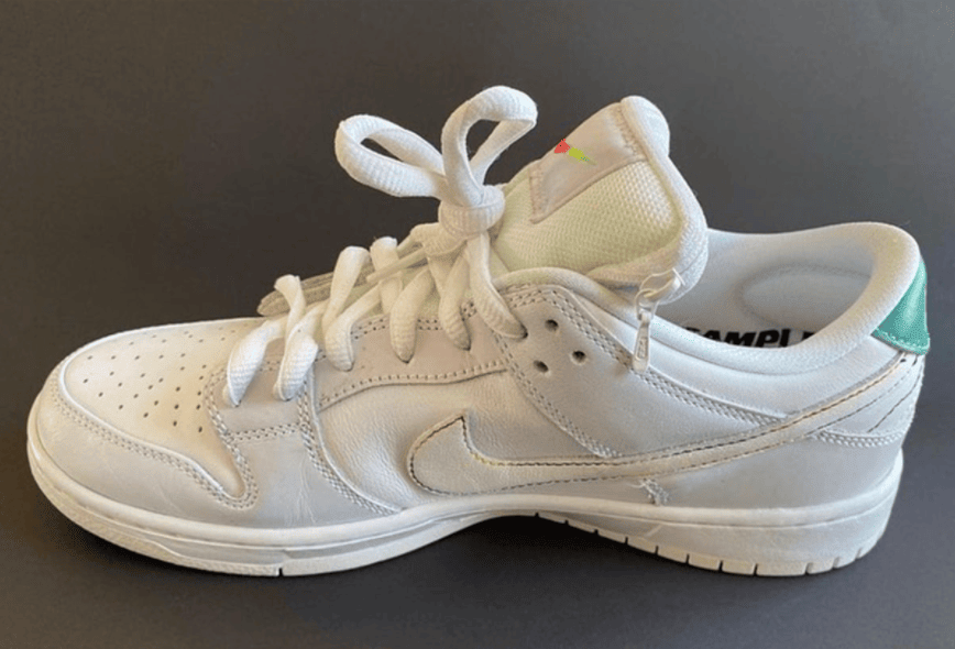 鸳鸯设计+彩虹渐变!全新Nike SB Dunk Low实物释出!