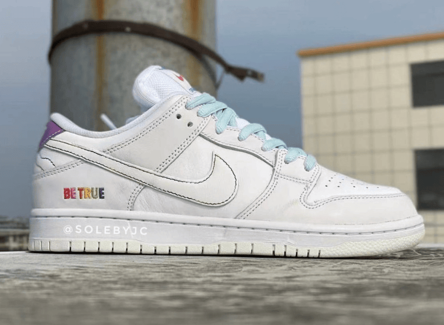 鸳鸯设计+彩虹渐变!全新Nike SB Dunk Low实物释出!