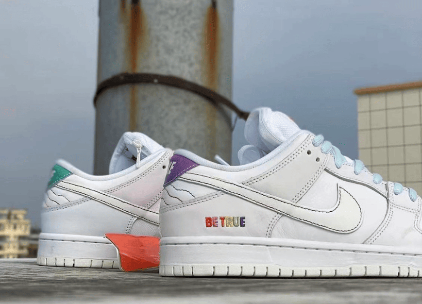 鸳鸯设计+彩虹渐变!全新Nike SB Dunk Low实物释出!
