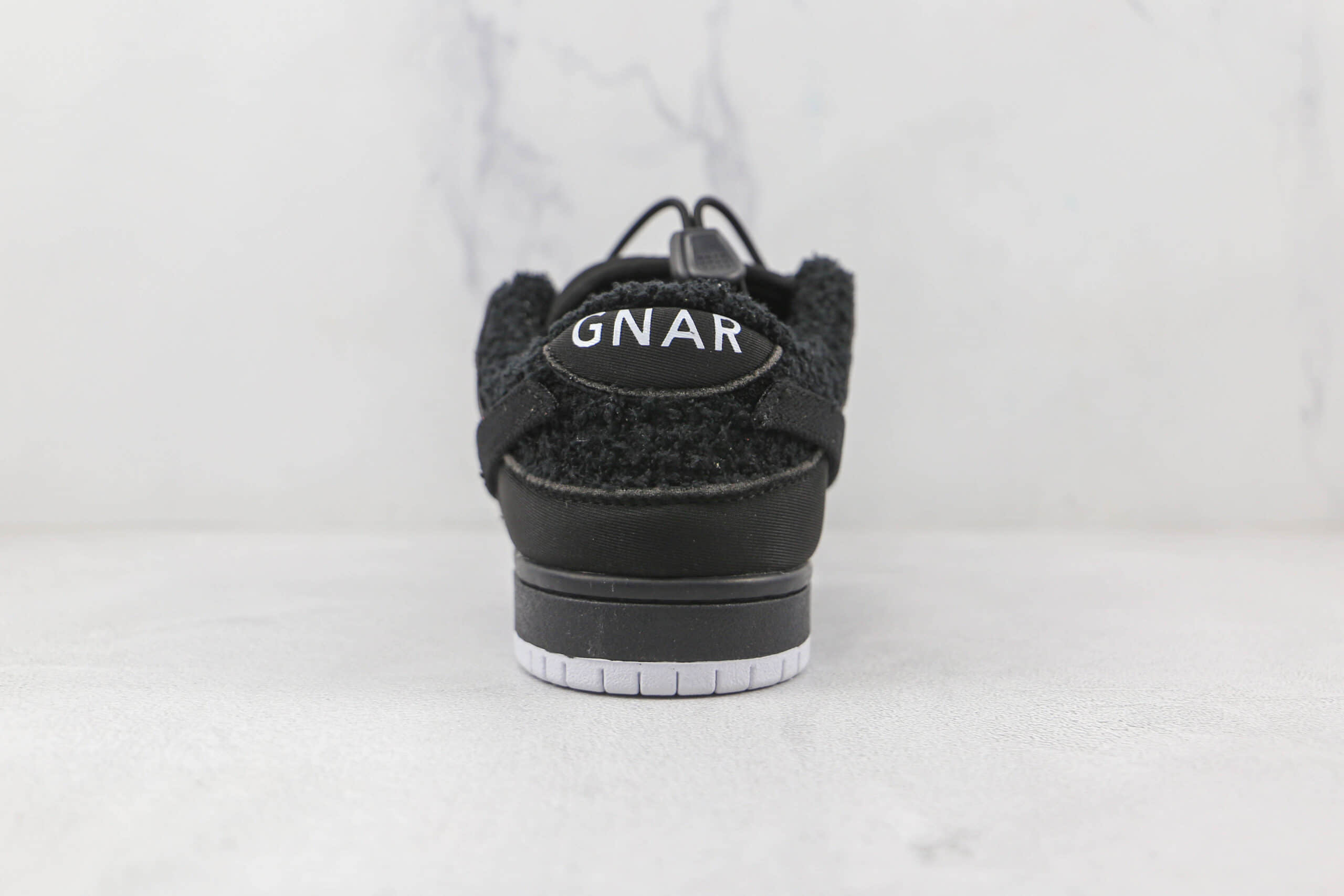 耐克Nike SB Dunk Low x Gnarhunters联名款纯原版本低帮SB DUNK魔术贴黑白色板鞋内置气垫 货号:DH7756-010
