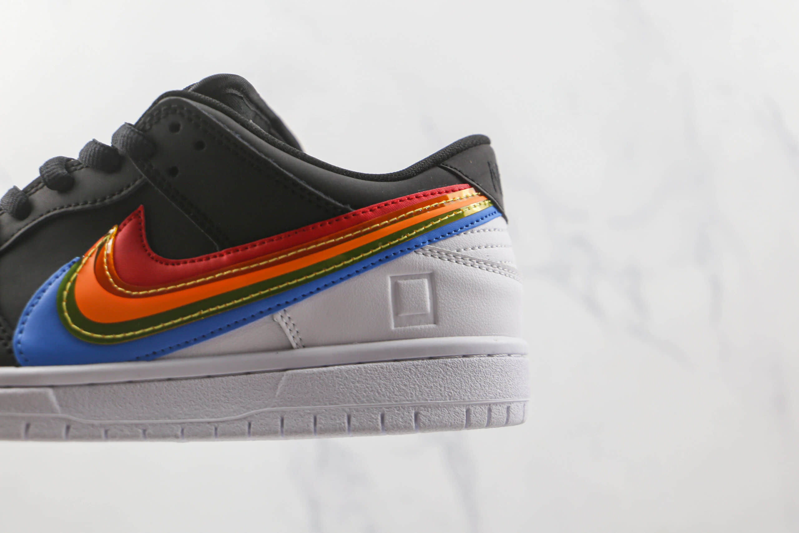 耐克Nike SB Dunk Low x Polaroid联名款纯原版本低帮SB DUNK三色彩虹勾板鞋原档案数据开发 货号：DH7722-001