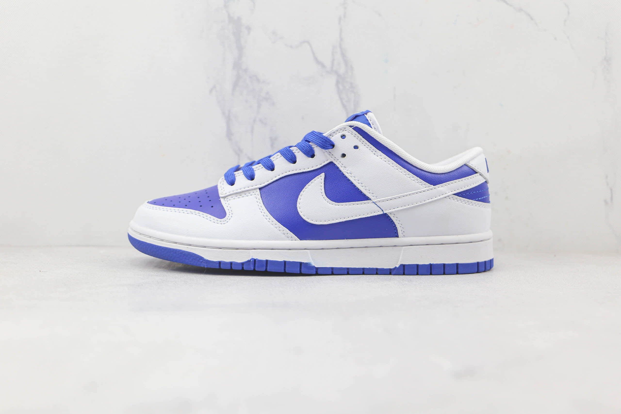 耐克Nike SB Dunk纯原版本低帮SB DUNK白蓝拼接板鞋原楦头纸板打造 (ID:82763) - 图片1