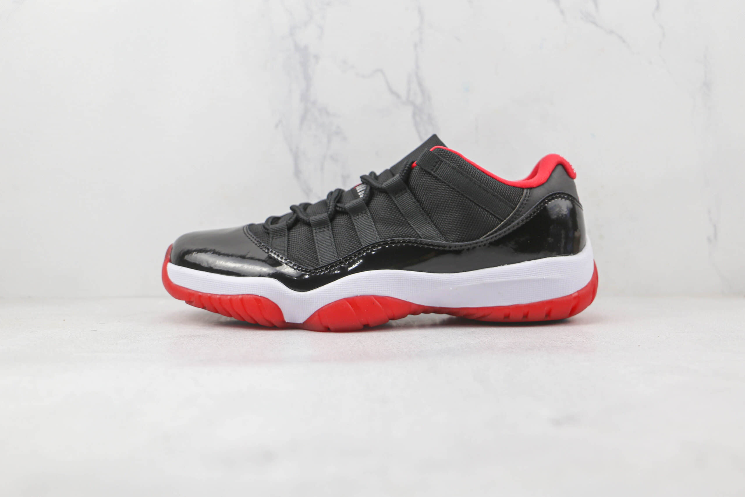 乔丹Air Jordan 11 Low Bred纯原版本低帮AJ11黑红篮球鞋原楦头纸板打造支持实战 (ID:82973) - 图片1