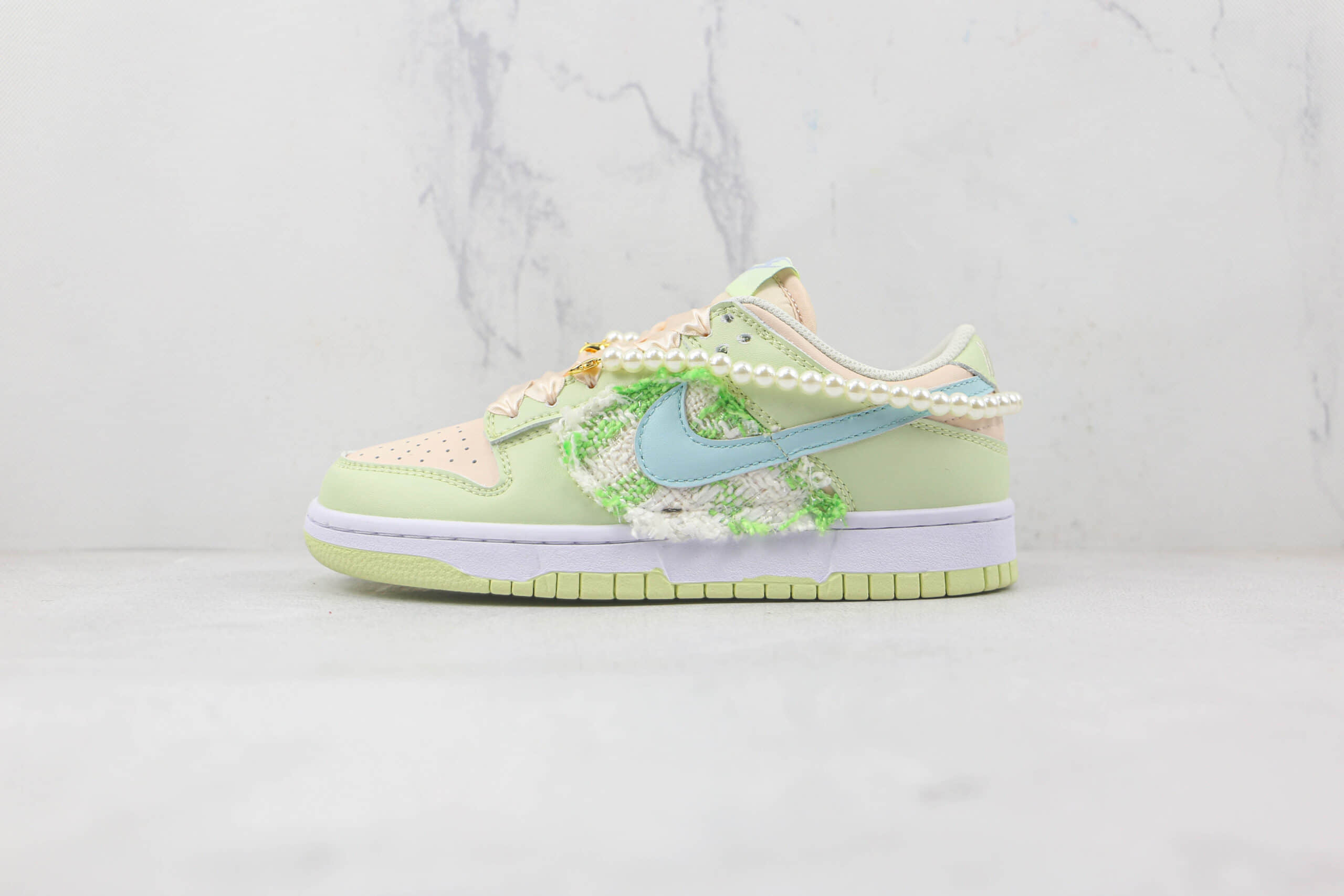 耐克Nike SB Zoom Dunk Low Pro纯原版本低帮SB DUNK小香风缝制宝石丝绸鞋带复古风板鞋内置气垫 (ID:83177) - 图片1