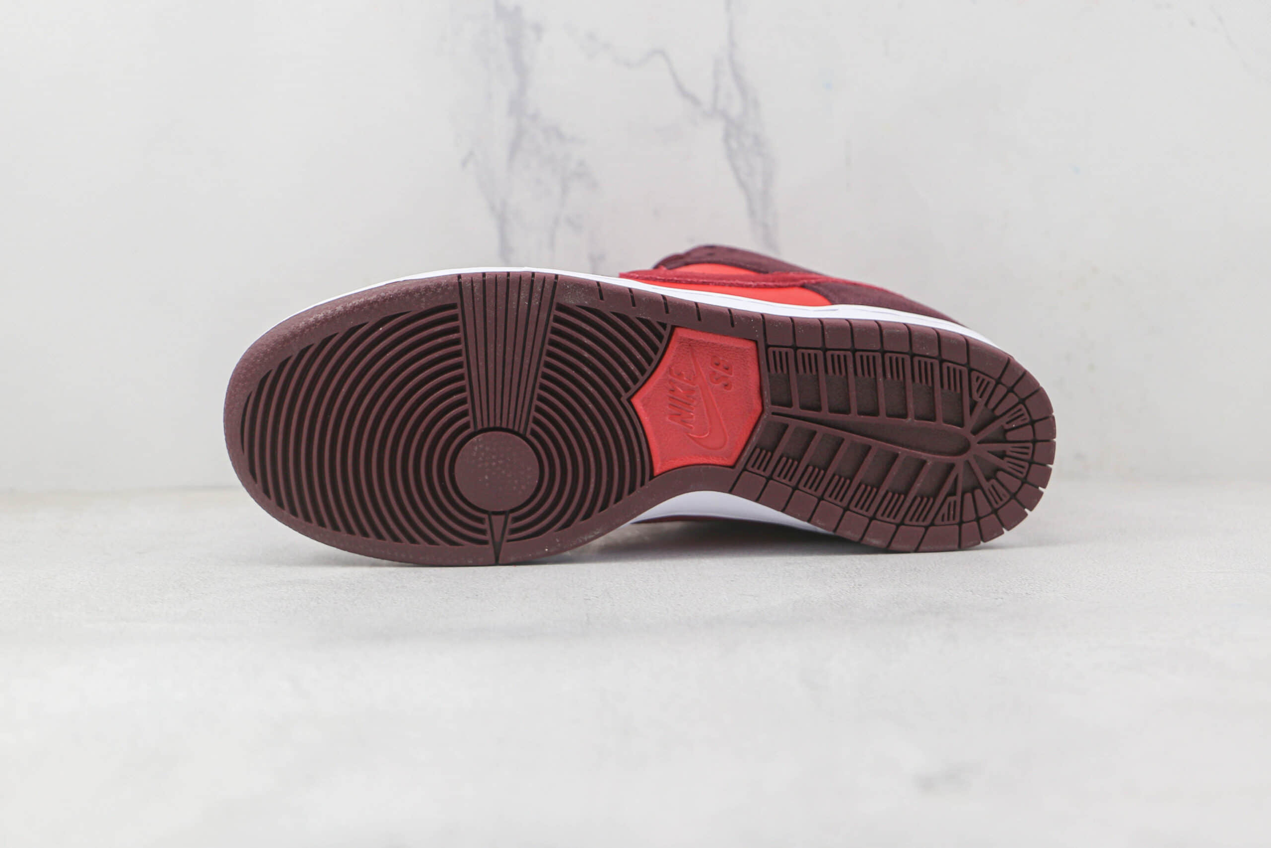 耐克Nike SB Dunk Low Cherry纯原版本低帮SB DUNK樱桃红配色板鞋内置气垫 货号:DM0807-600