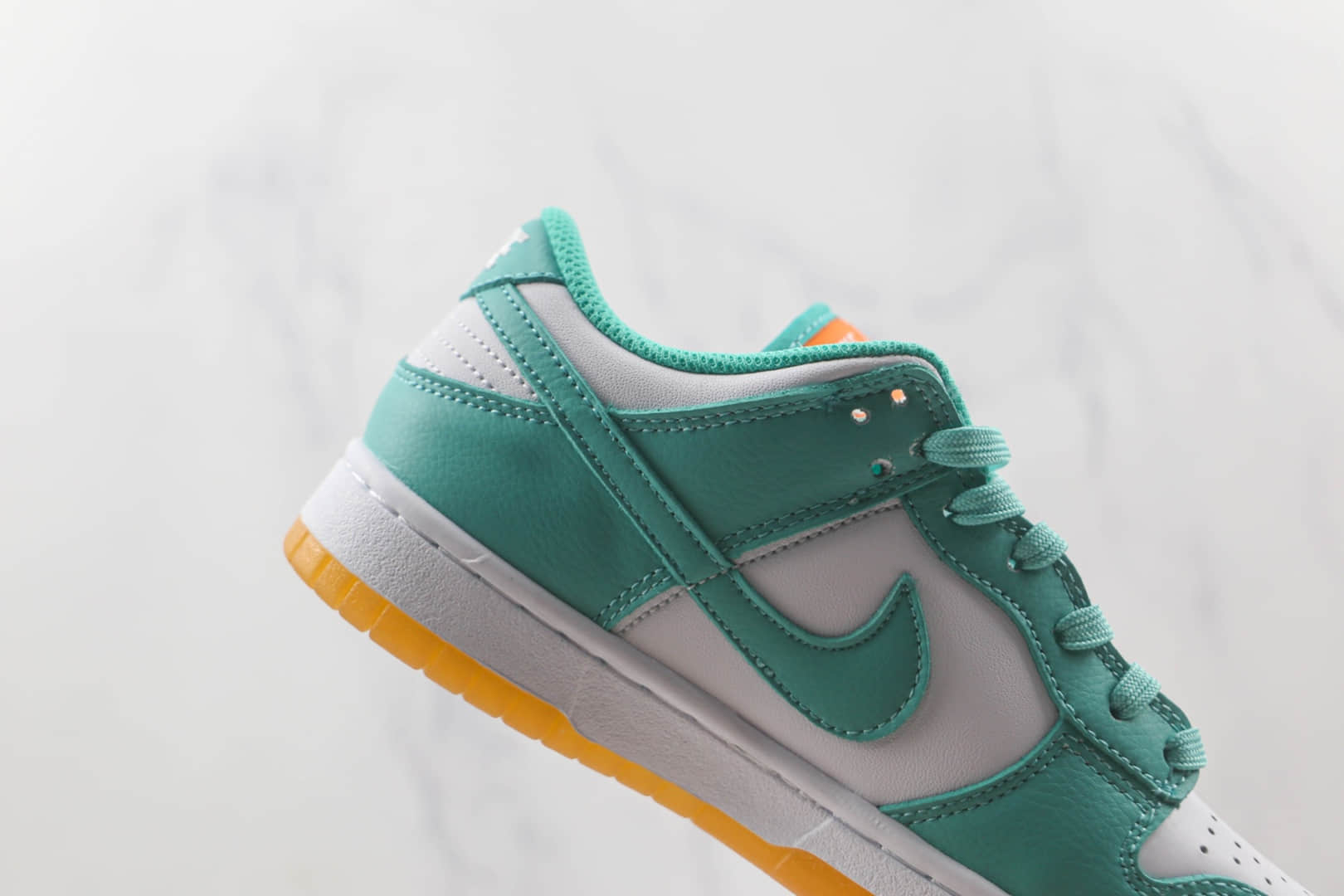 耐克Nike SB Dunk Low Pro纯原版本白绿生胶底复古板鞋原鞋开模一比一打造 货号:DV2190-100