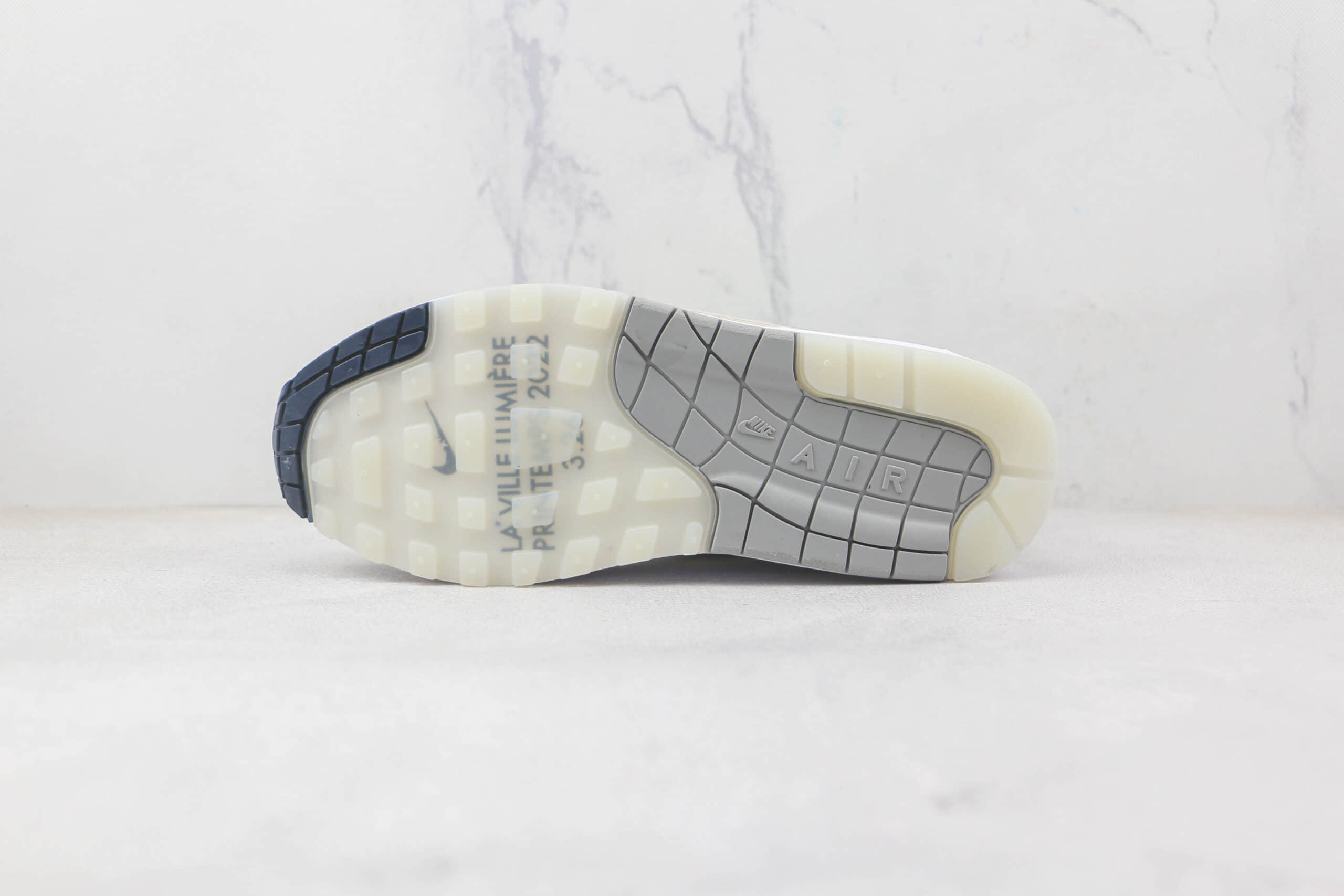 耐克NIKE Air Max 1 La Ville Lumière纯原版本彩虹渐变Max1光之城配色气垫鞋原档案数据开发 货号:DQ9326-100