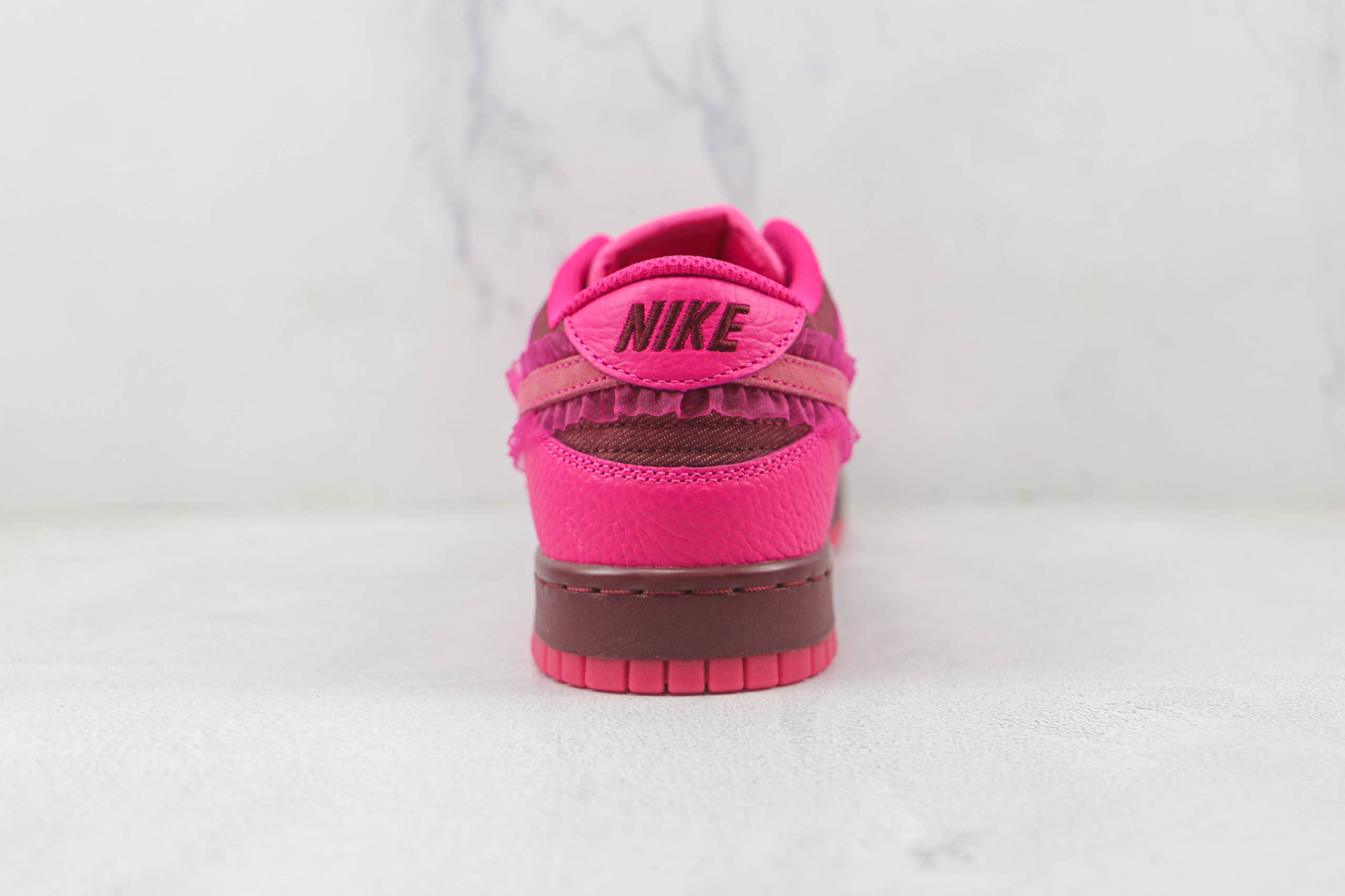 耐克Nike SB Dunk low纯原版本低帮SB DUNK情人节玫红雷斯配色板鞋原档案数据开发 货号:DQ9324-600