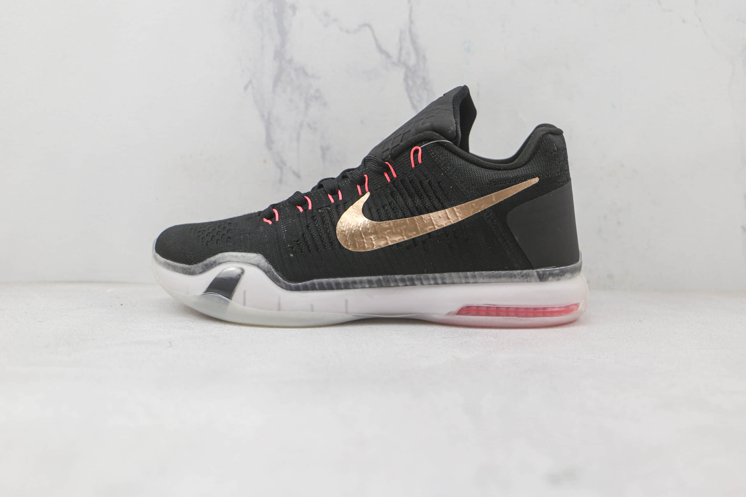 耐克Nike Zoom Kobe 10 Elite Low BHM（2016）纯原版本科比10代黑白金实战篮球鞋内置气垫 (ID:84649) - 图片1
