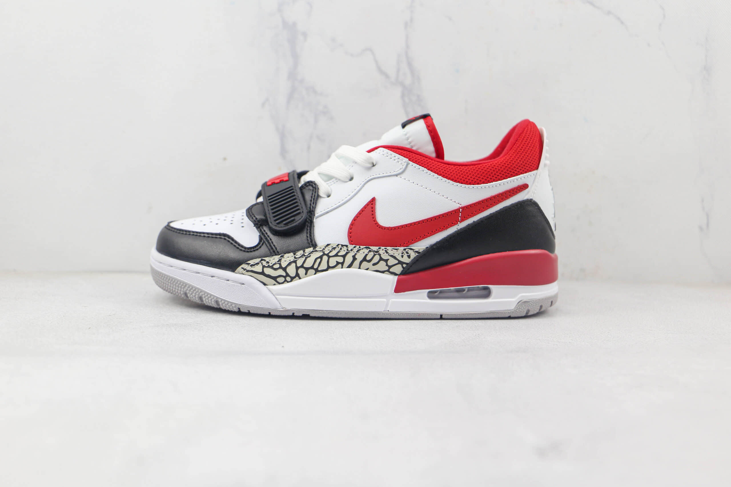乔丹Air Jordan Legacy 312纯原版本低帮AJ312白黑红色篮球鞋原楦头纸板打造 (ID:85016) - 图片1