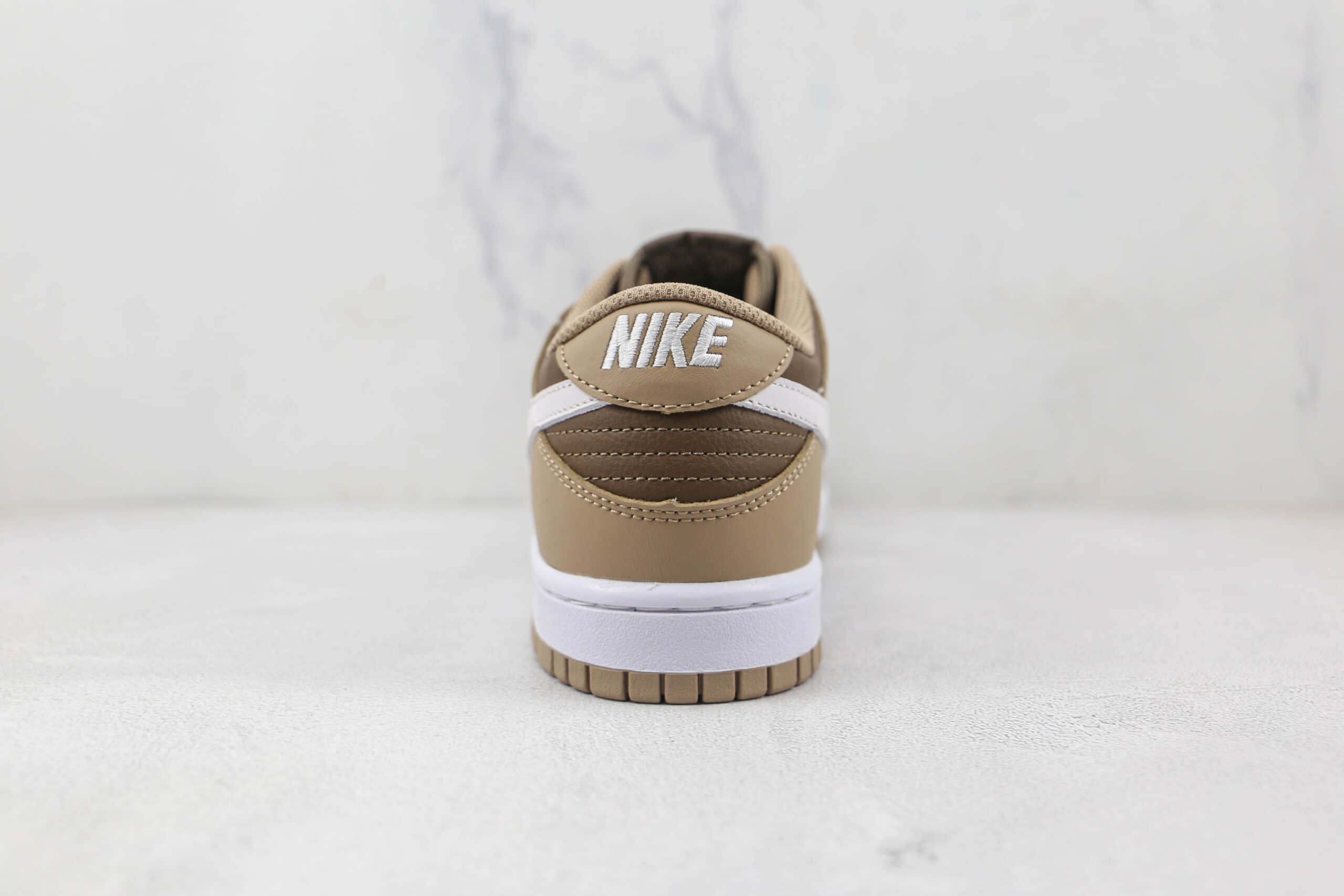 耐克Nike SB Dunk low纯原版本低帮SB DUNK棕色板鞋原档案数据开发 货号：DJ6188-200
