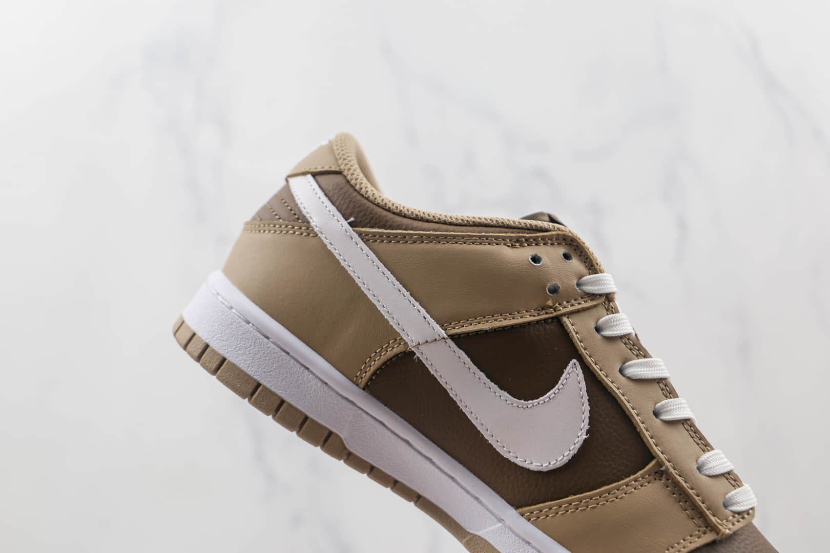 耐克Nike SB Dunk low纯原版本低帮SB DUNK棕色板鞋原档案数据开发 货号：DJ6188-200