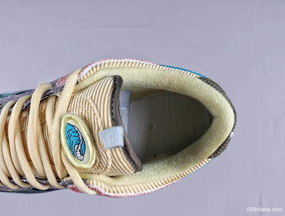 耐克Nike Sb Dunk Low Pro Og Qs公司级版本拼接条纹灯芯绒低帮系列百搭休闲板鞋 货号:BQ6817-972