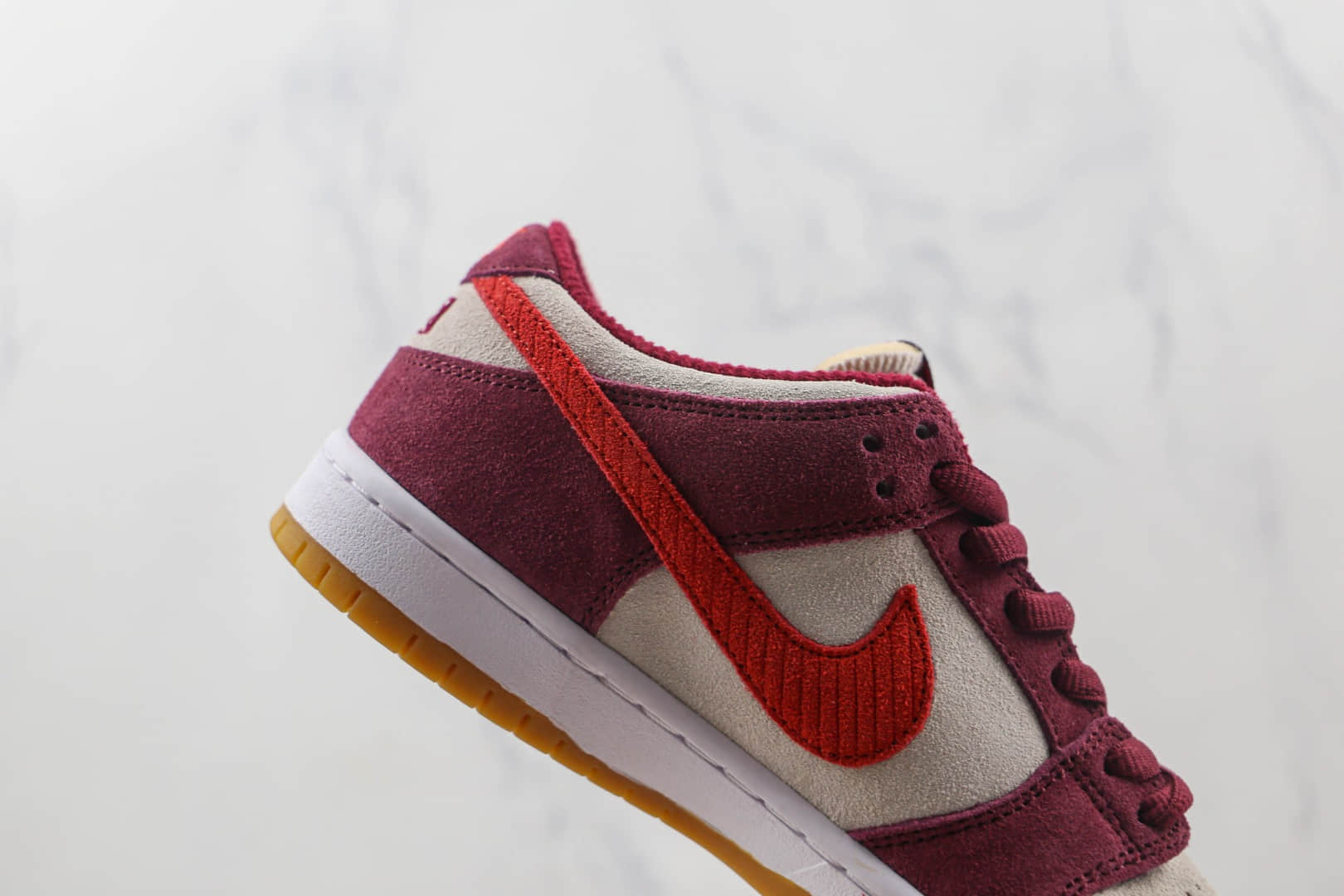 耐克Nike SB Dunk Low Pro Color纯原版本低帮SB DUNK灯芯绒酒红色板鞋内置气垫 货号:DX4589-600