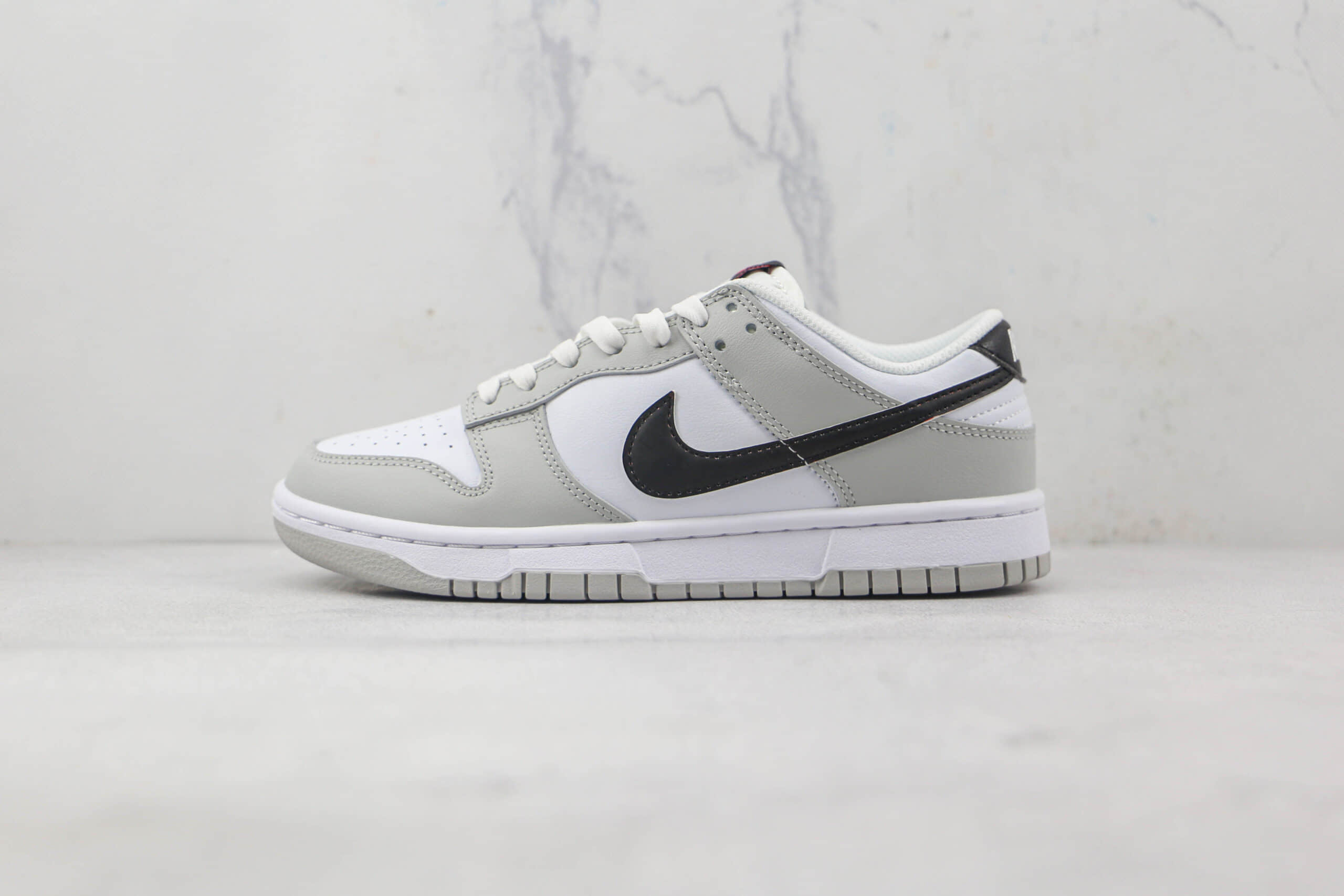 耐克Nike SB Dunk Low纯原版本低帮SB DUNK烟灰配色板鞋内置气垫 (ID:86274) - 图片1
