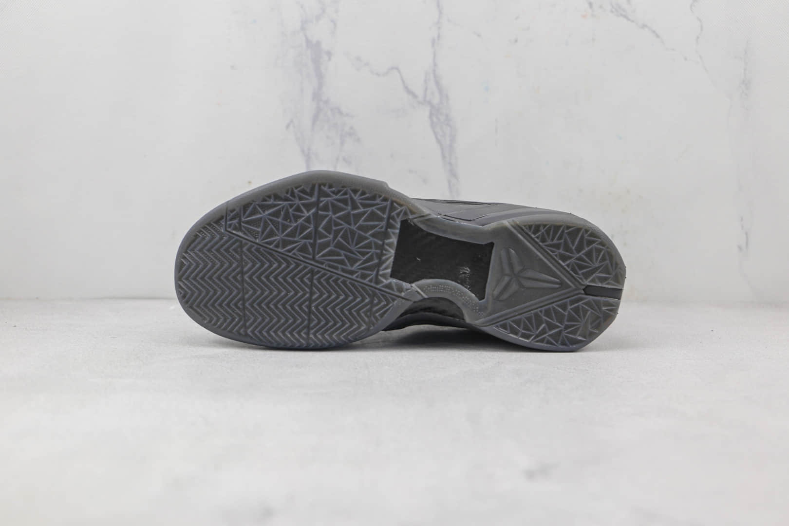 耐克Nike Zoom Kobe VII天花板纯原版本科比7代真碳加持水泥灰配色实战篮球鞋 货号:869460-442