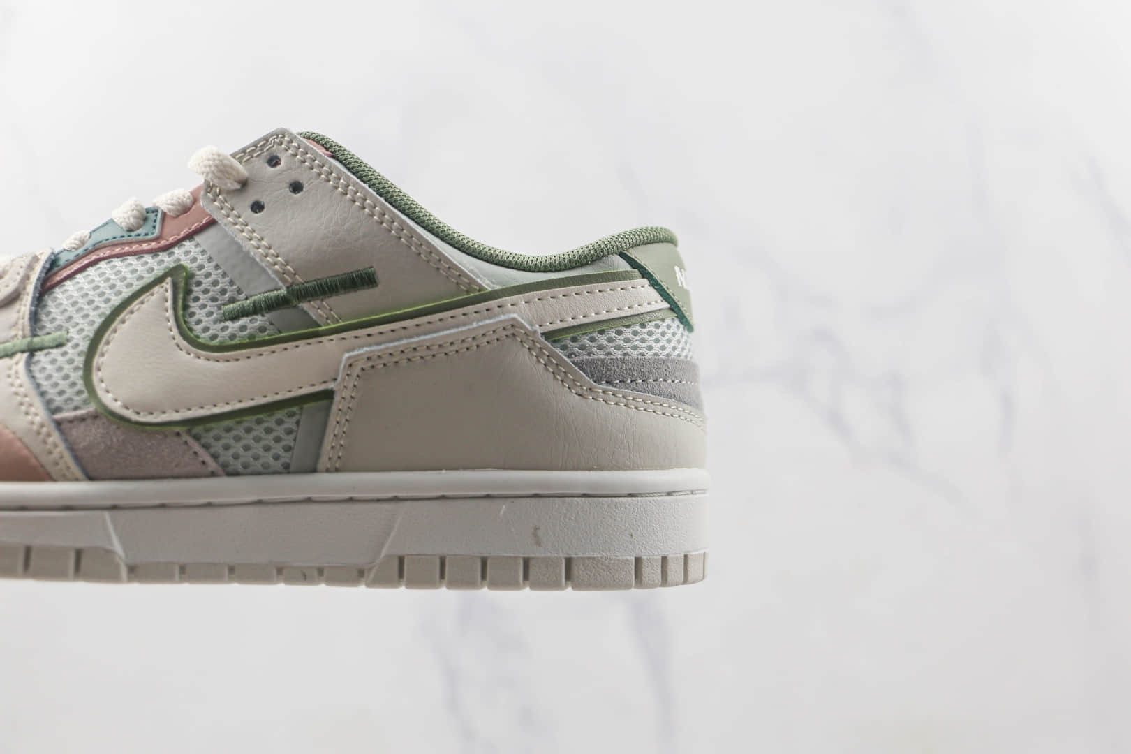 耐克Nike Dunk Scrap莆田纯原版本低帮天花板DUNK蓝粉缝合怪配色板鞋原鞋开模一比一打造 货号:DM0802-001