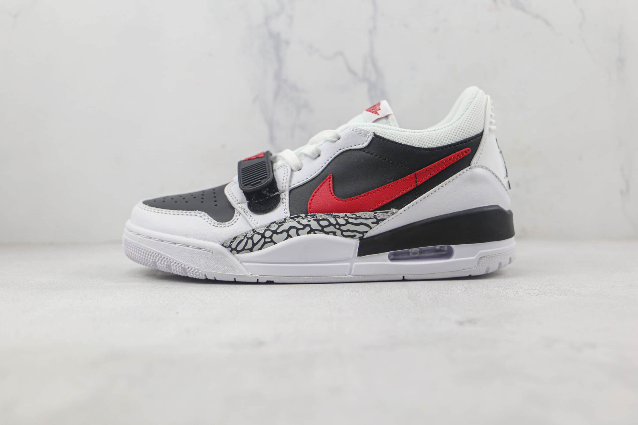 乔丹Air Jordan Legacy 312莆田纯原复刻天花板版本低帮AJ312白黑红钩篮球鞋原鞋开模 (ID:86987) - 图片1