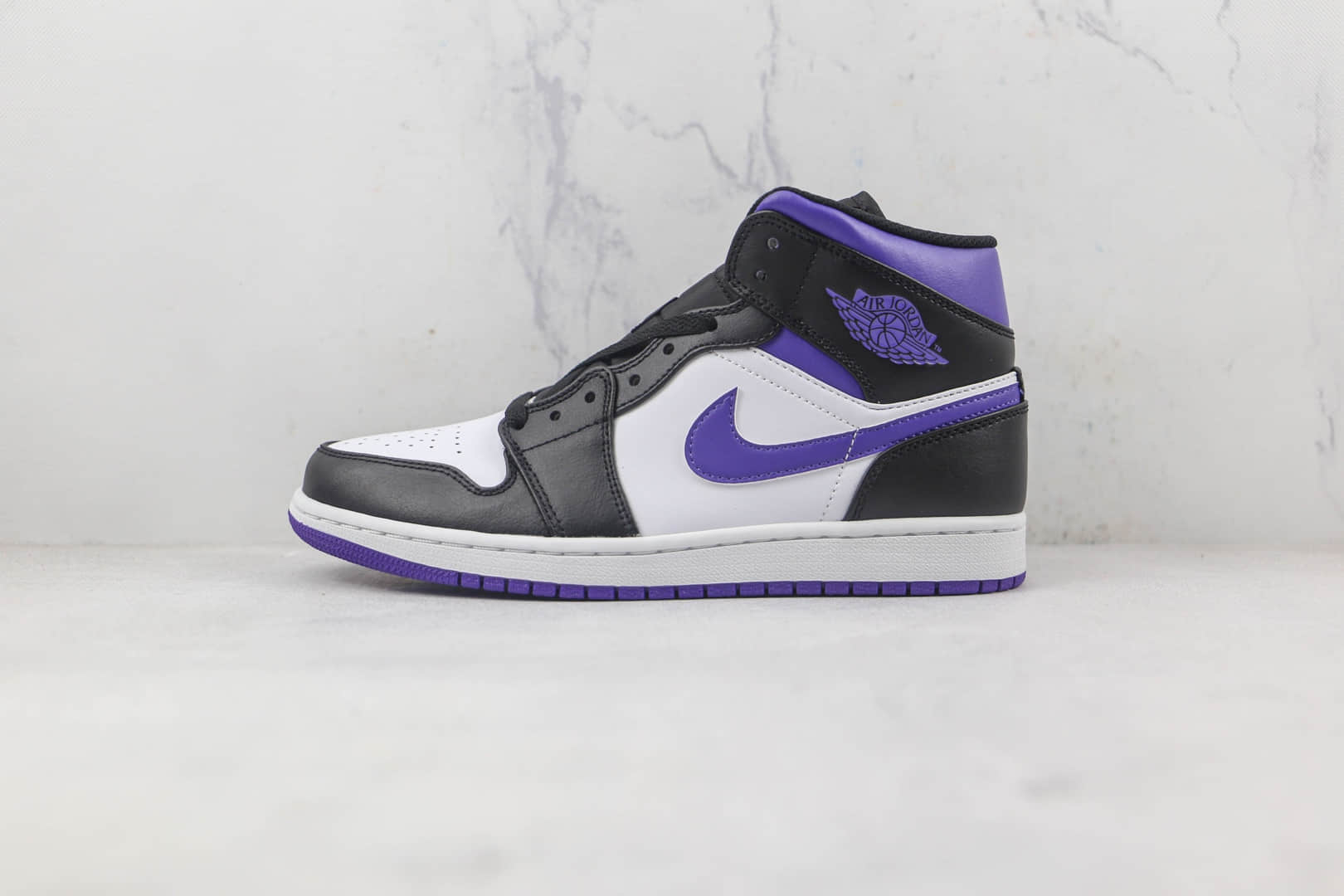 乔丹Air Jordan 1 Mid天花板纯原版本中帮AJ1白黑紫篮球鞋原鞋开模一比一打造 (ID:87401) - 图片1
