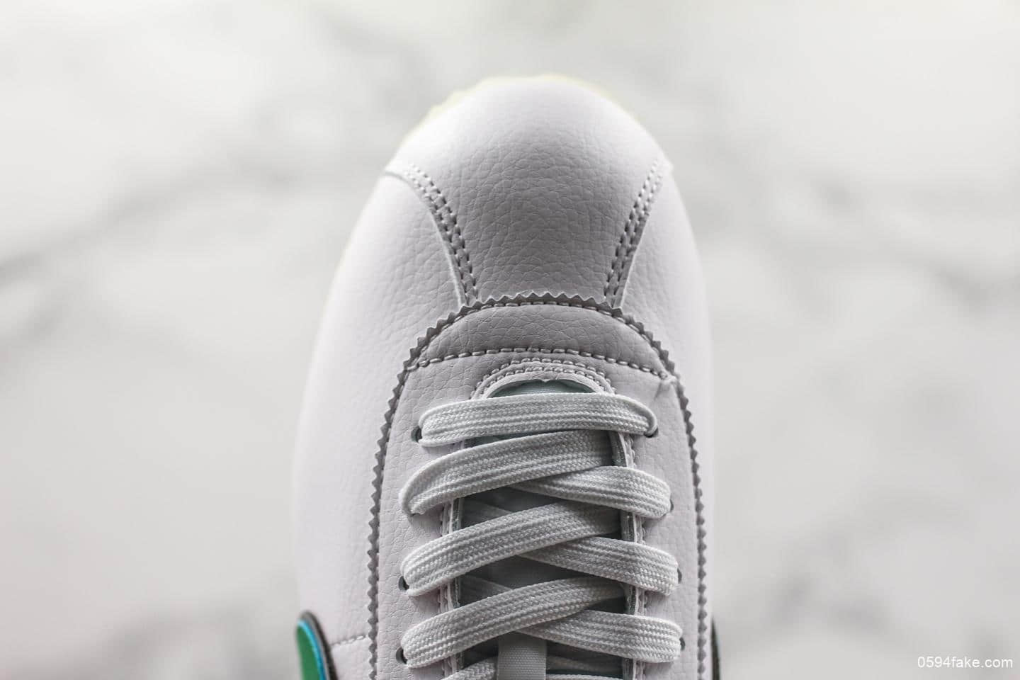 耐克Stranger Things x Cortez “cortez”开拓者联名怪奇物语低帮运动鞋时尚休闲阿甘鞋 货号:CJ6106-100