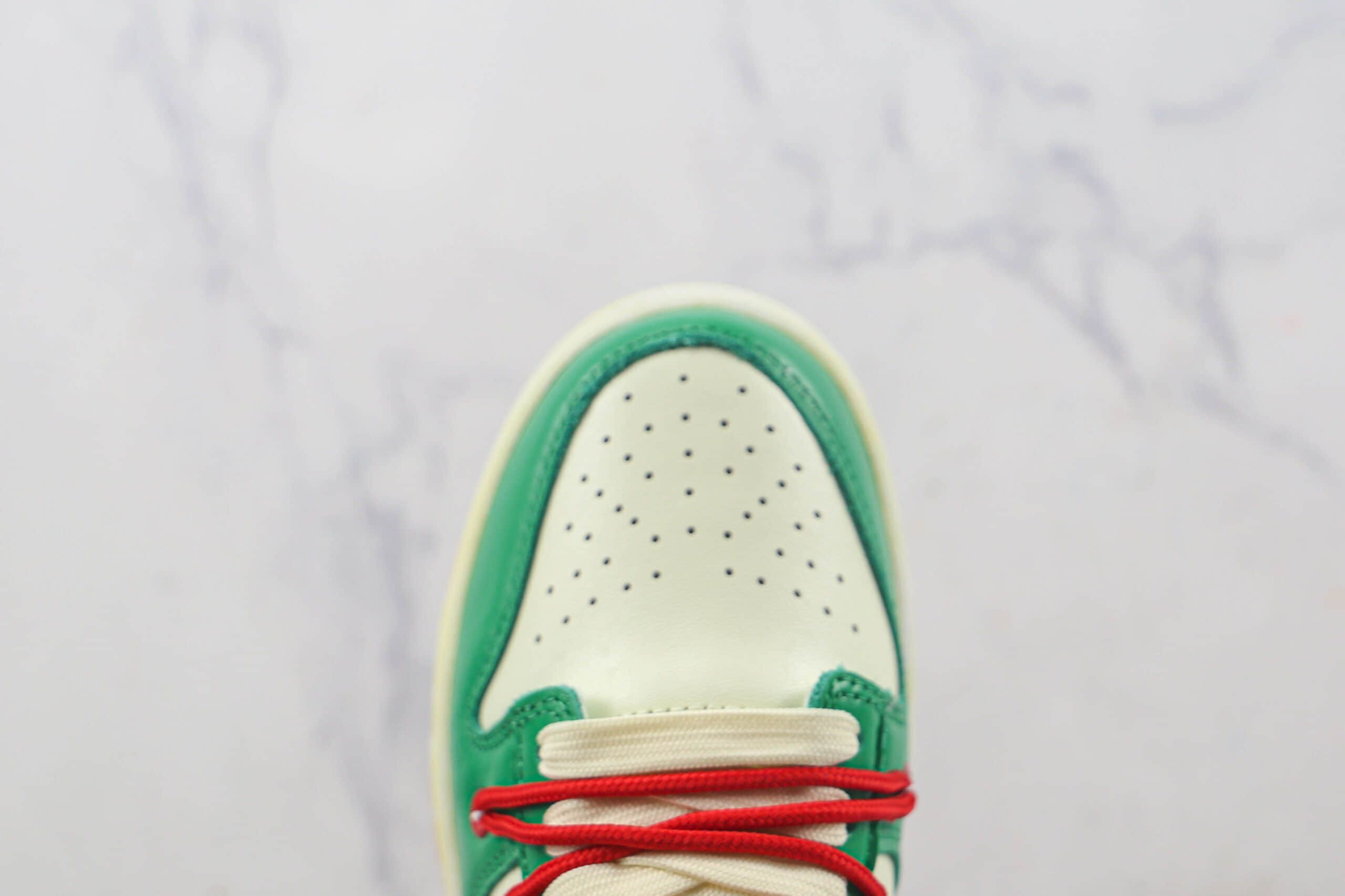 耐克Nike SB Dunk Low Cherry莆田纯原复刻版本低帮SB DUNK白绿抽绳樱桃配色板鞋原楦头纸板打造 货号:DH0952-100