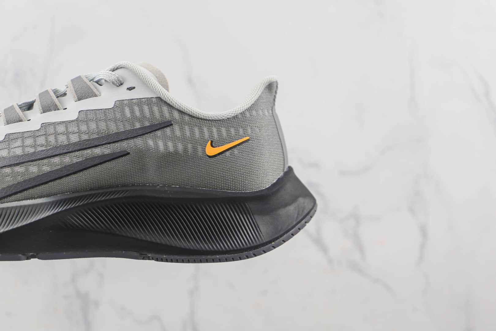 耐克NIKE AIR ZOOM PEGASUS 37X莆田纯原复刻版本登月37代灰黑色跑步鞋原楦头纸板打造 货号：DA4662-001