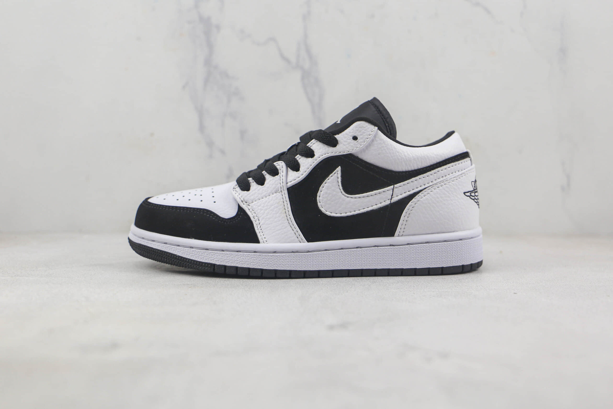 乔丹Air Jordan 1 Low莆田天花板纯原复刻版本低帮AJ1黑白熊猫板鞋原鞋开模一比一打造 货号:553560-101
