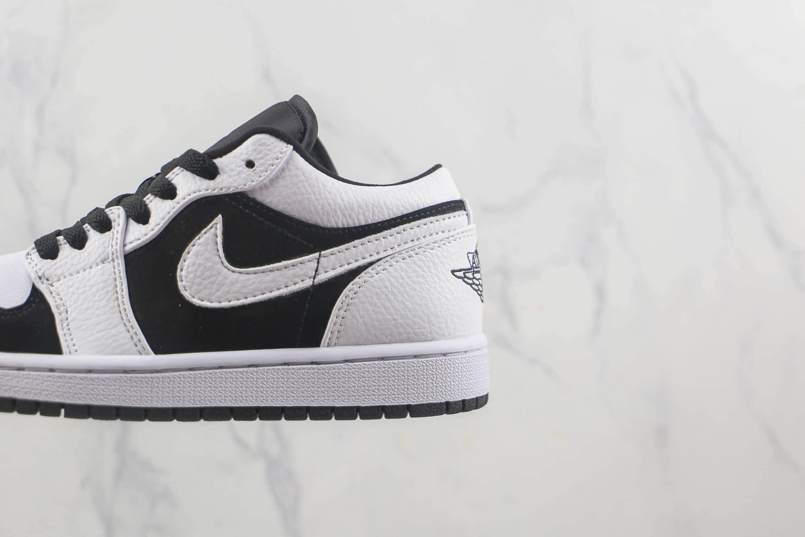 乔丹Air Jordan 1 Low莆田天花板纯原复刻版本低帮AJ1黑白熊猫板鞋原鞋开模一比一打造 货号:553560-101