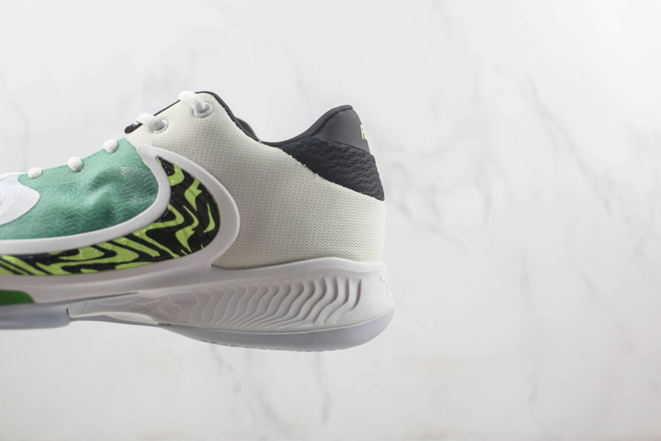 耐克Nike Zoom Freak 4 EP莆田纯原复刻版本字母哥4代实战篮球鞋原楦头纸板打造 货号:DJ6149-100
