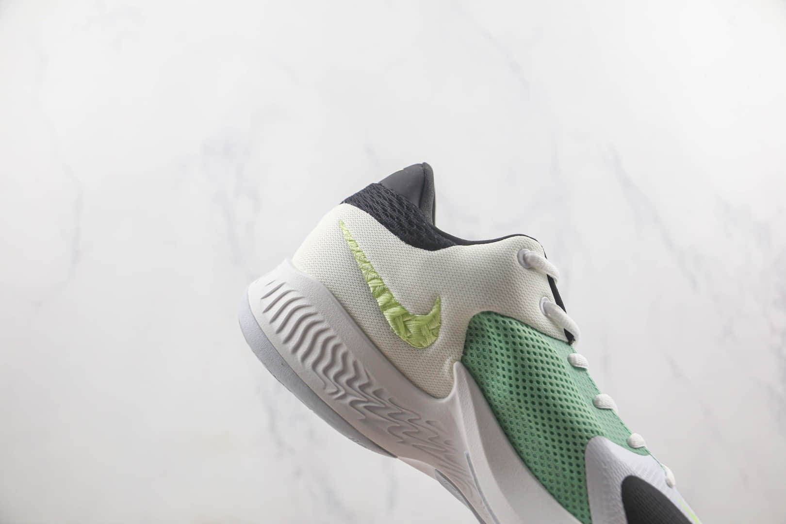 耐克Nike Zoom Freak 4 EP莆田纯原复刻版本字母哥4代实战篮球鞋原楦头纸板打造 货号:DJ6149-100